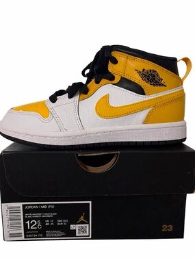 Jordan Kids Mid Sneaker in White, Gold & Black